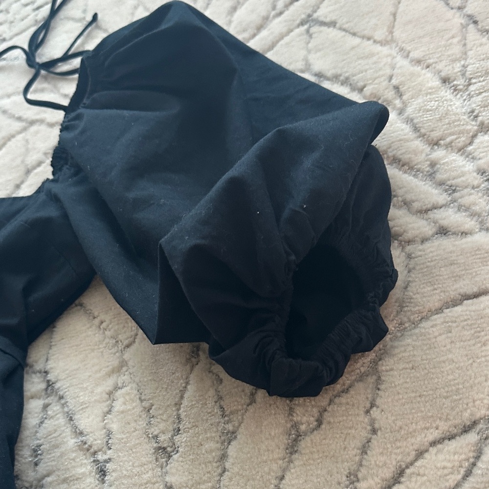 Abercrombie & Fitch Black Puff Sleeve Romper - Picture 7 of 12